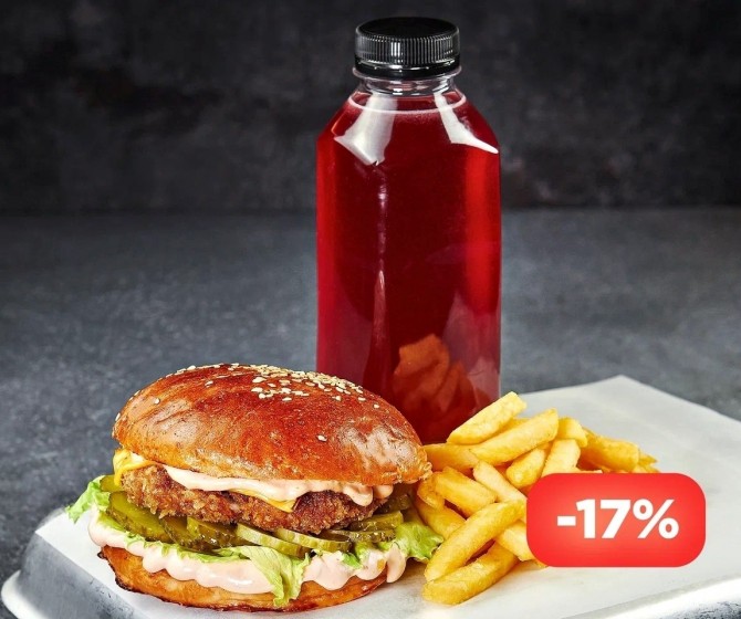 Чикен КОМБО бургер, картофель фри и напиток